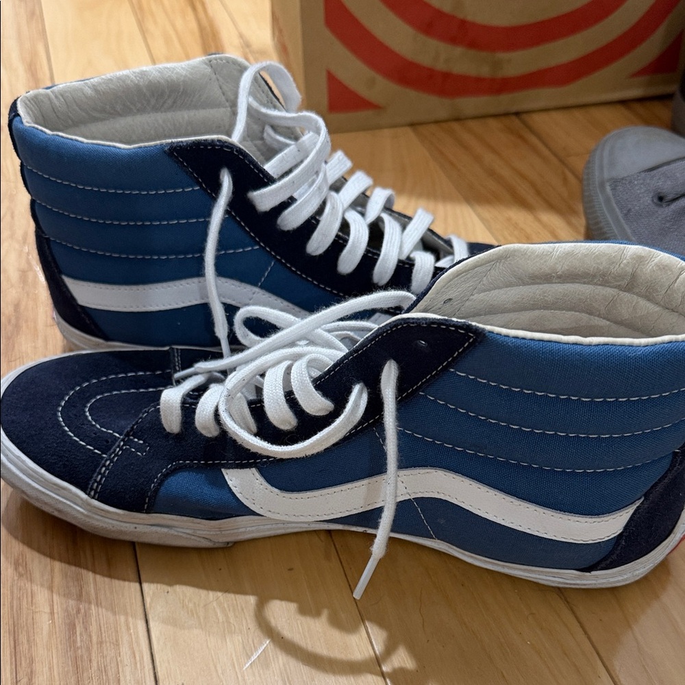 Vans High Top Sneakers in Blue, Navy & White MENS